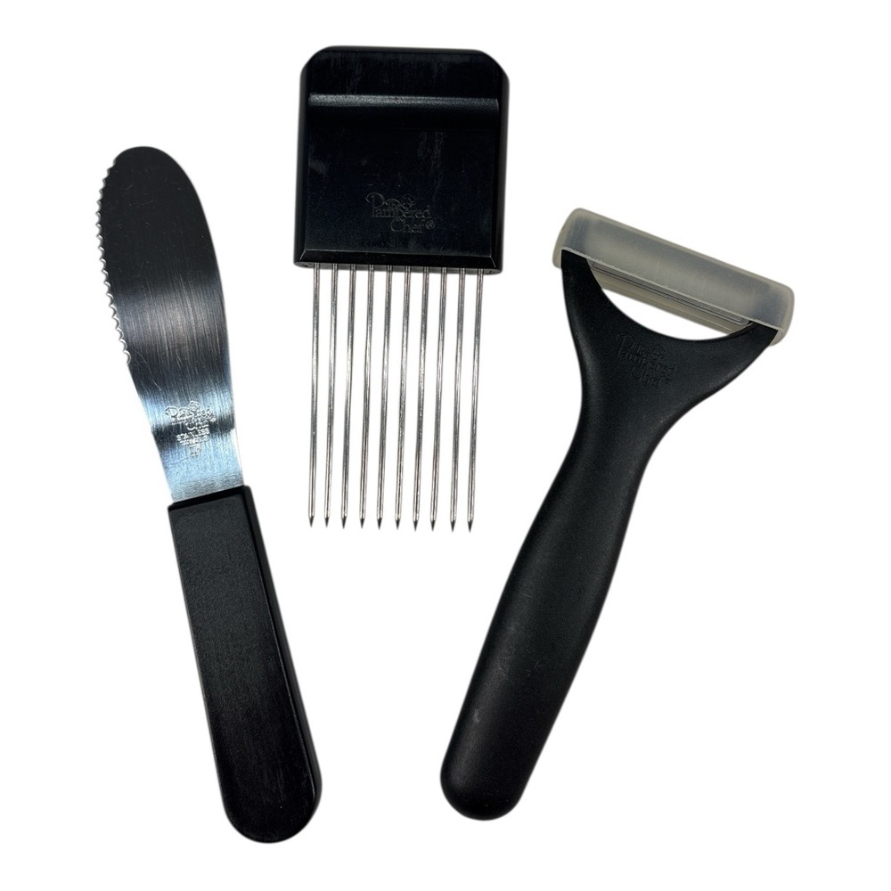 Pampered Chef Serrated Spreader #1641 Hold N' Slice #1101 Julienne Peeler #1115